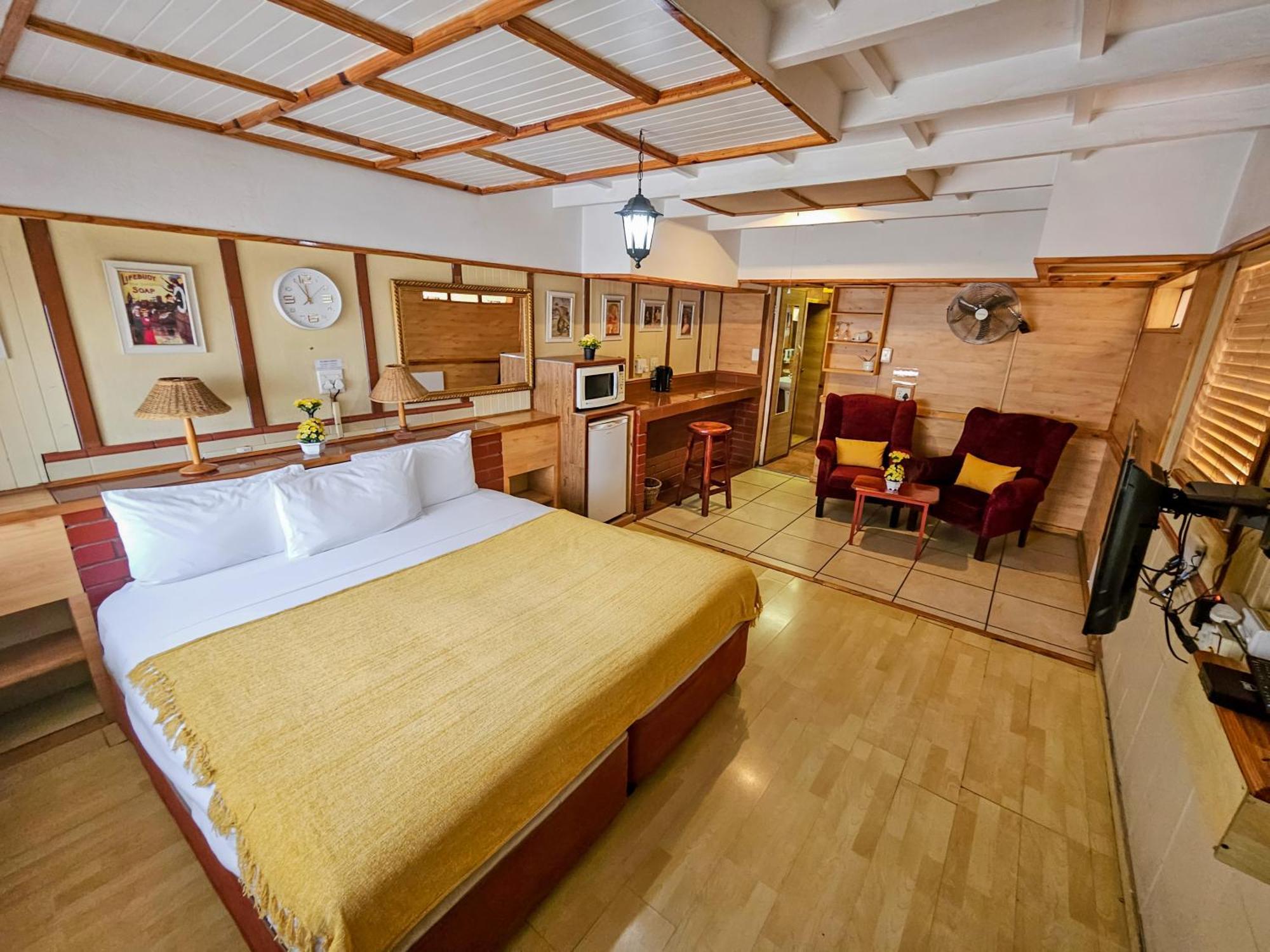 Tudor Lodge Guest House Johannesburg Esterno foto