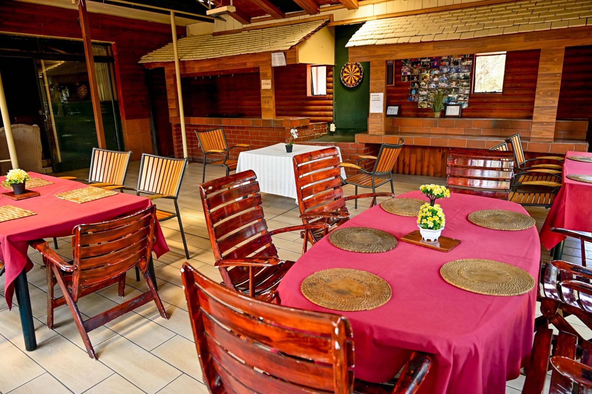 Tudor Lodge Guest House Johannesburg Esterno foto