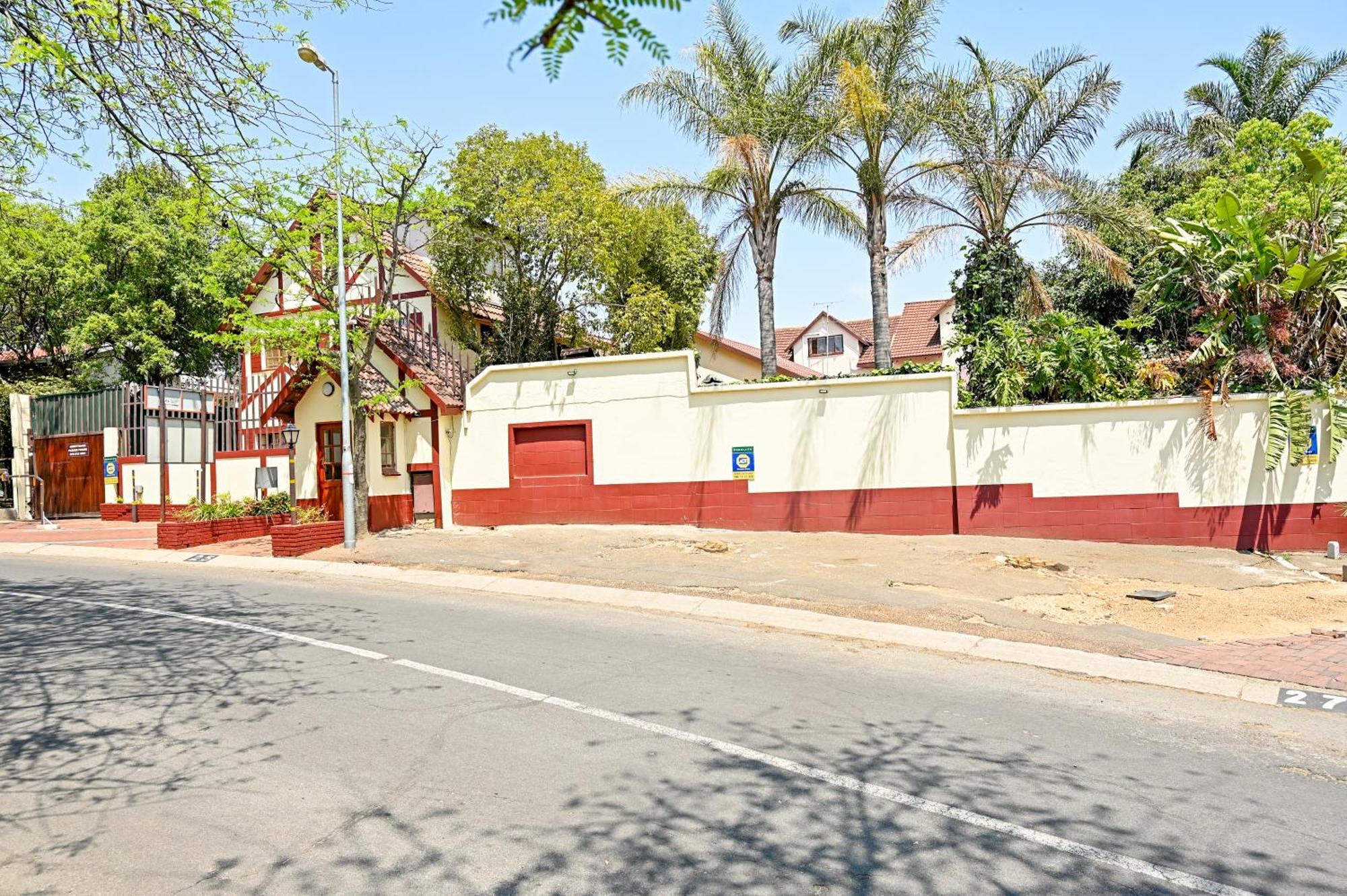Tudor Lodge Guest House Johannesburg Esterno foto